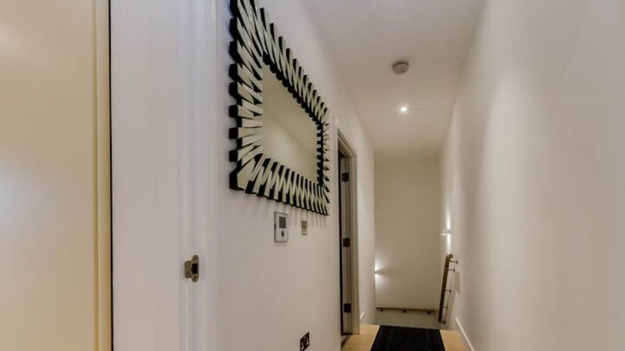 Photo of Others in Sands End