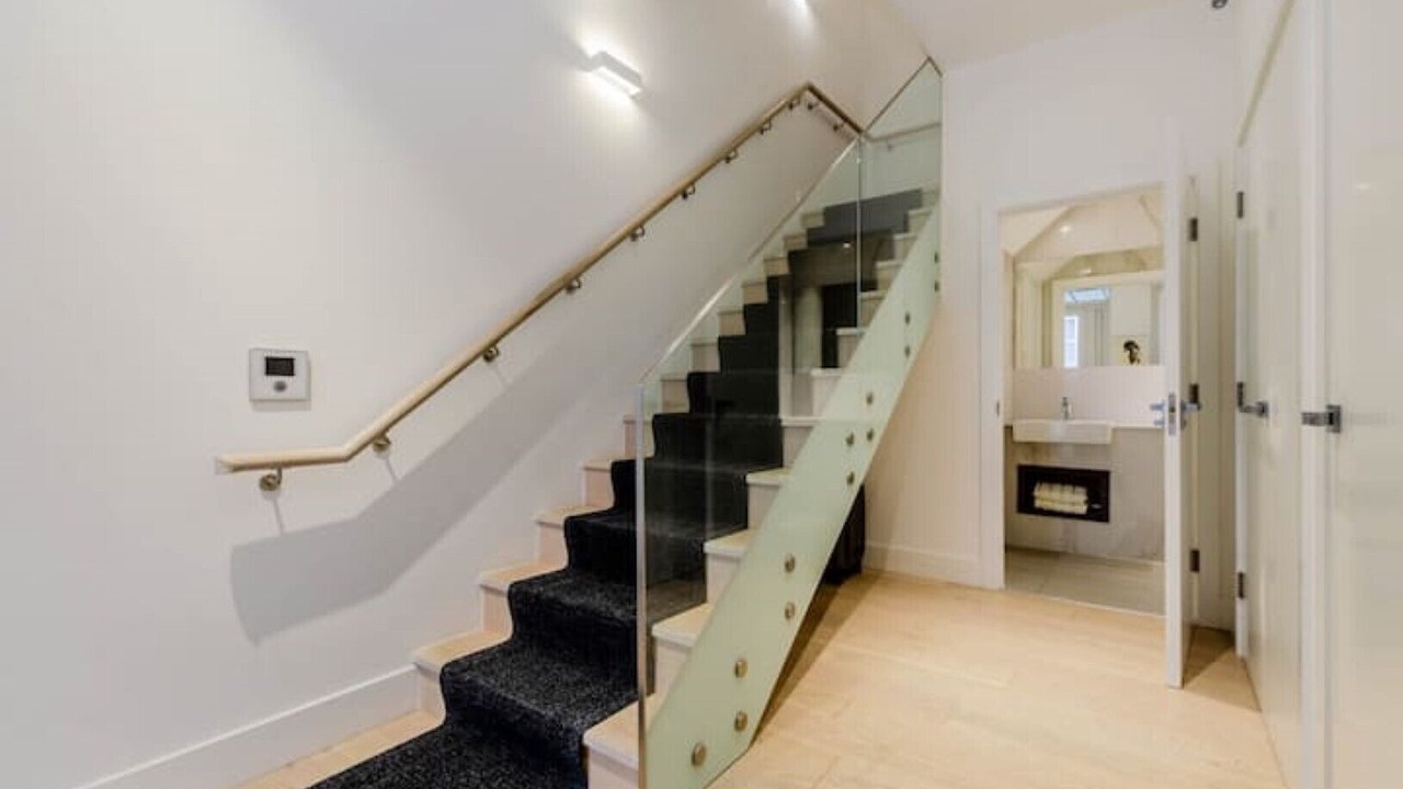 Photo of Others in Sands End