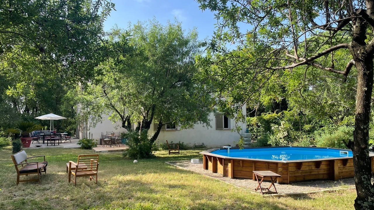 Photo of Outdoor in Jonquieres