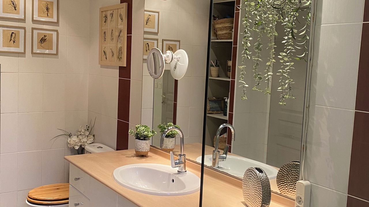 Photo of Bathroom in Jonquieres