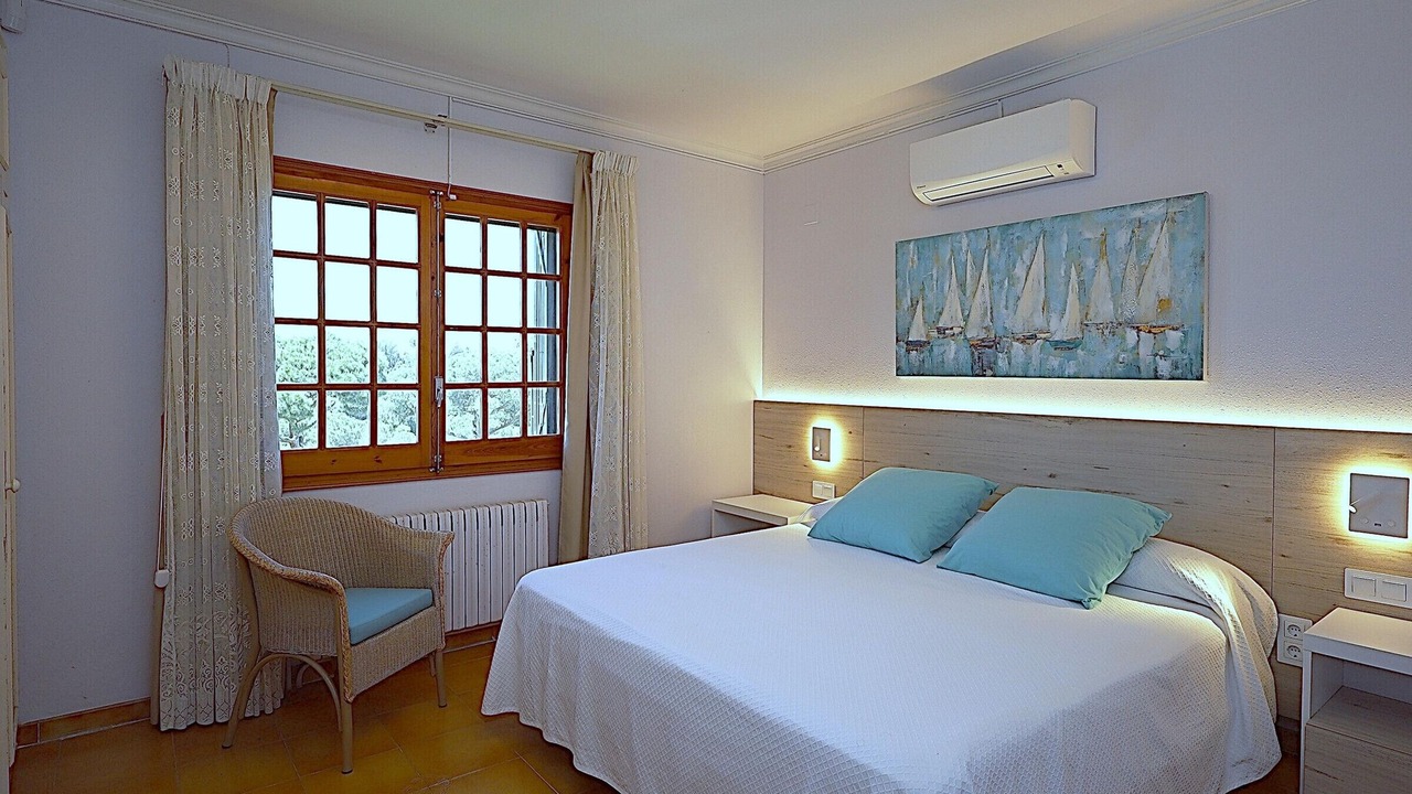 Photo of Bedroom in Lloret de Mar