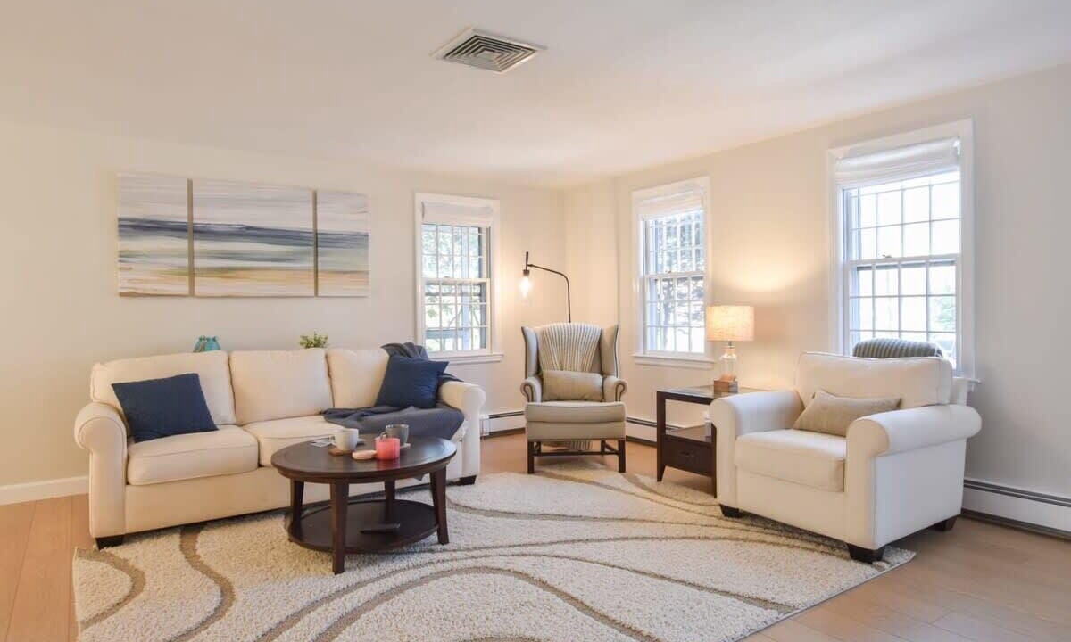 Photo of Livingroom in East Dennis