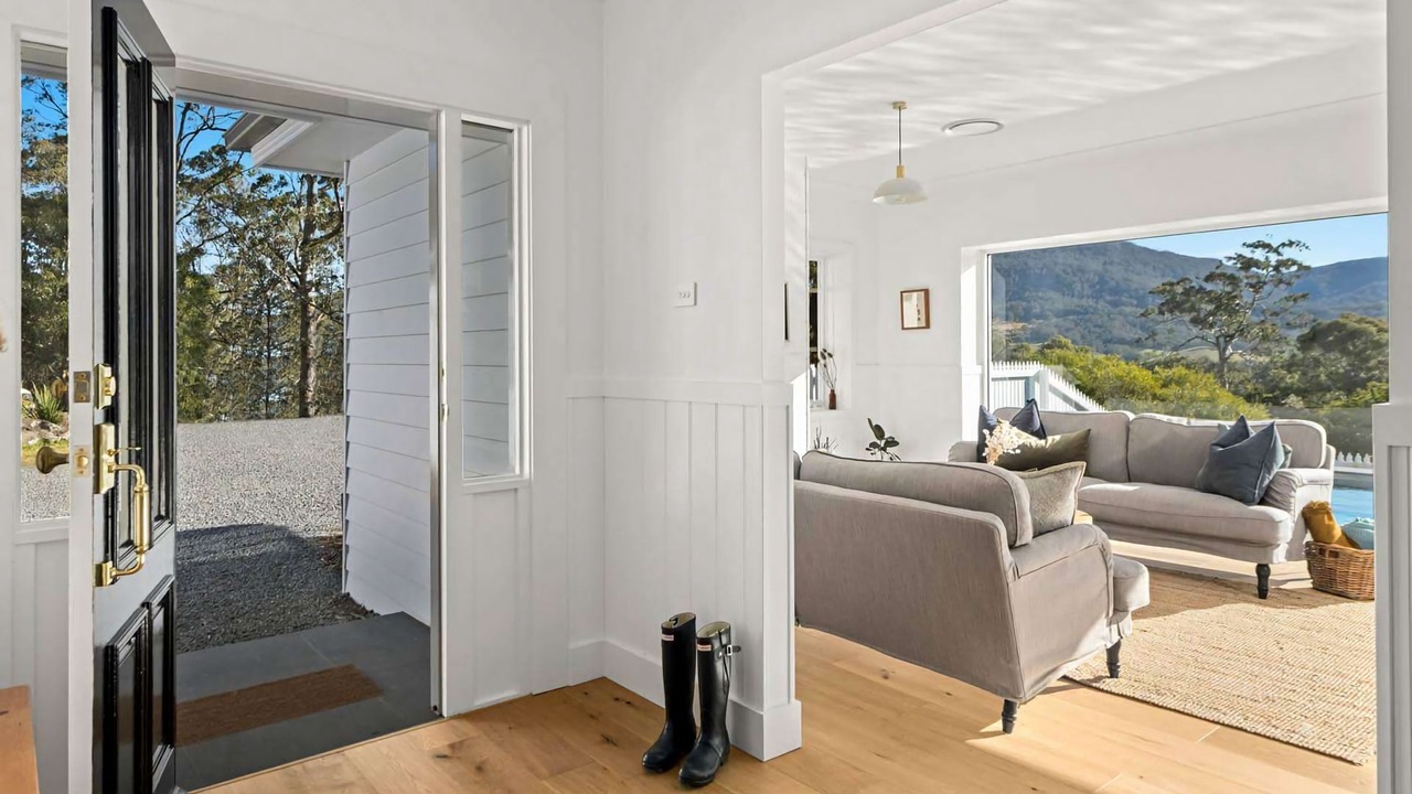 Photo of Livingroom in Barrengarry