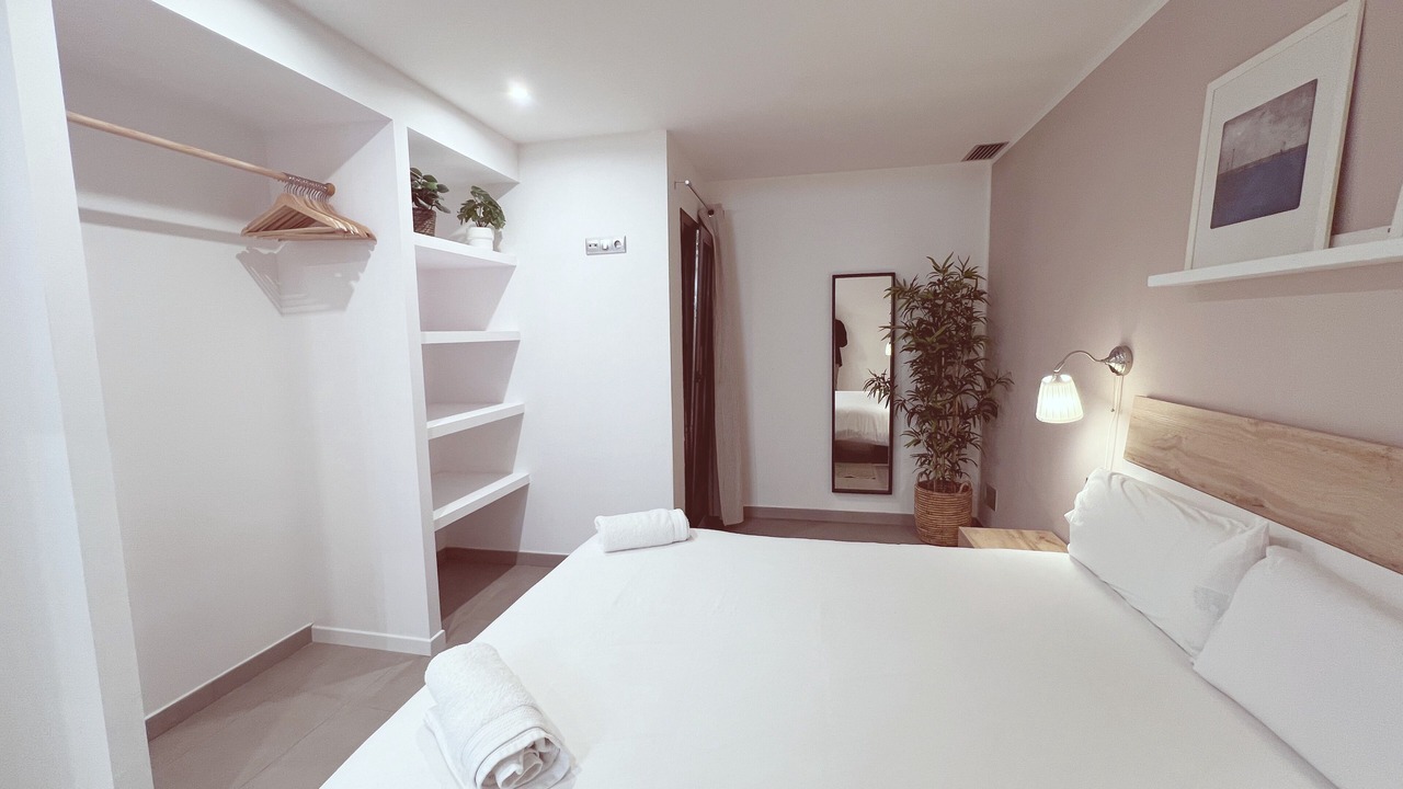 Photo of Bedroom in El Poble-sec