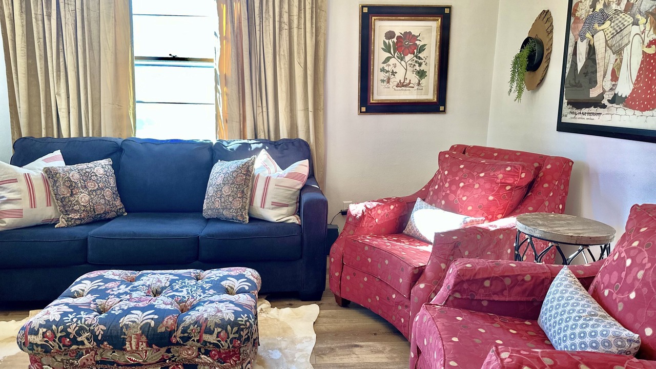 Photo of Livingroom in Oskaloosa