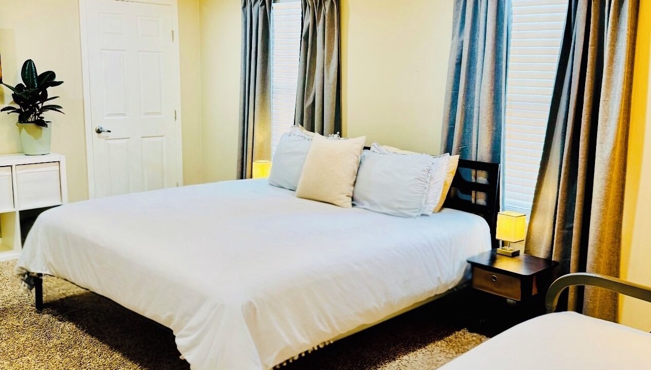 Photo of Bedroom in Near East Side