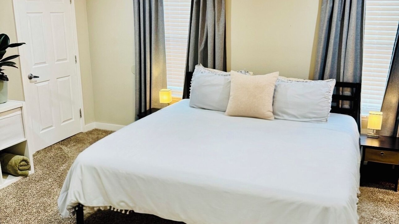 Photo of Bedroom in Near East Side