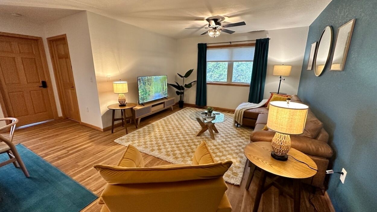 Photo of Livingroom in Decorah