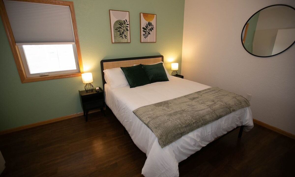 Photo of Bedroom in Decorah