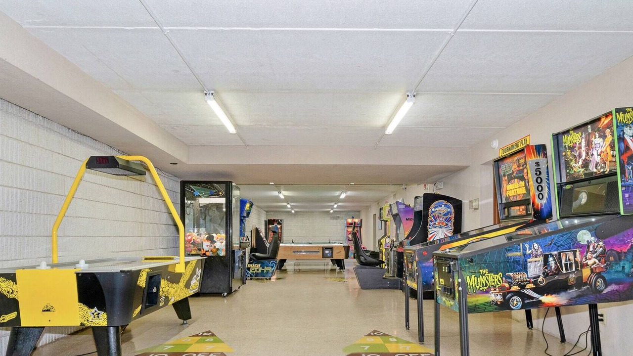 Photo of Bedroom in Mountainside