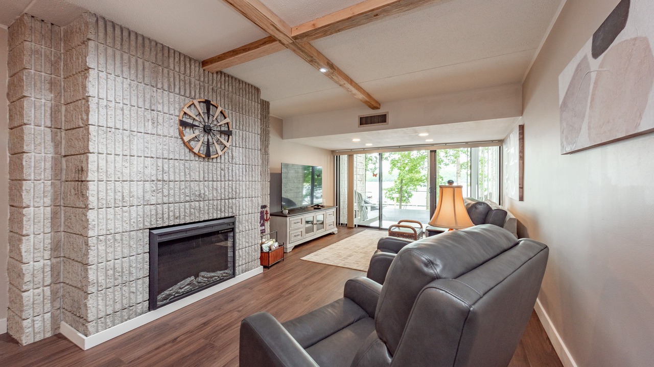 Photo of Others in Mountainside