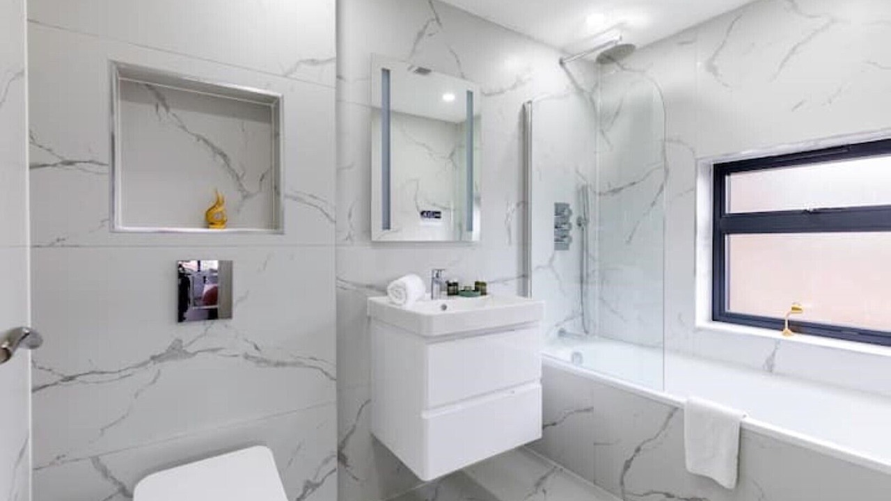 Photo of Bathroom in Hobbayne