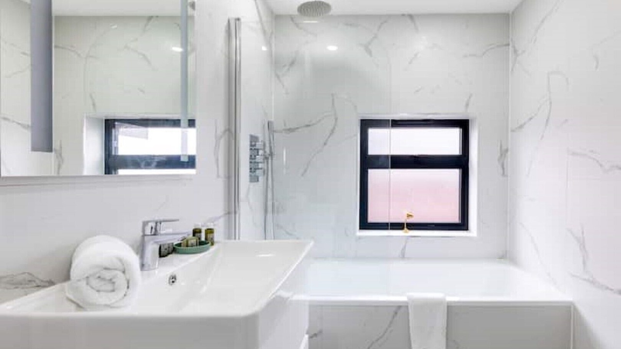 Photo of Bathroom in Hobbayne