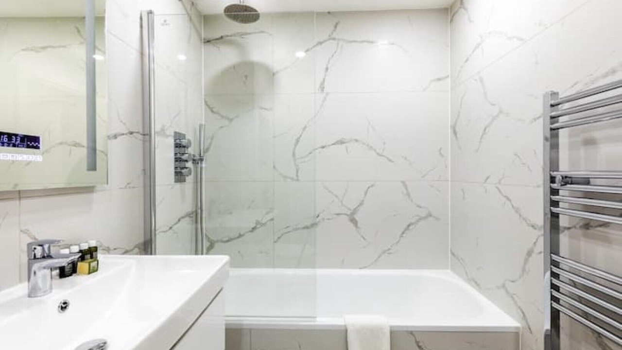 Photo of Bathroom in Hobbayne