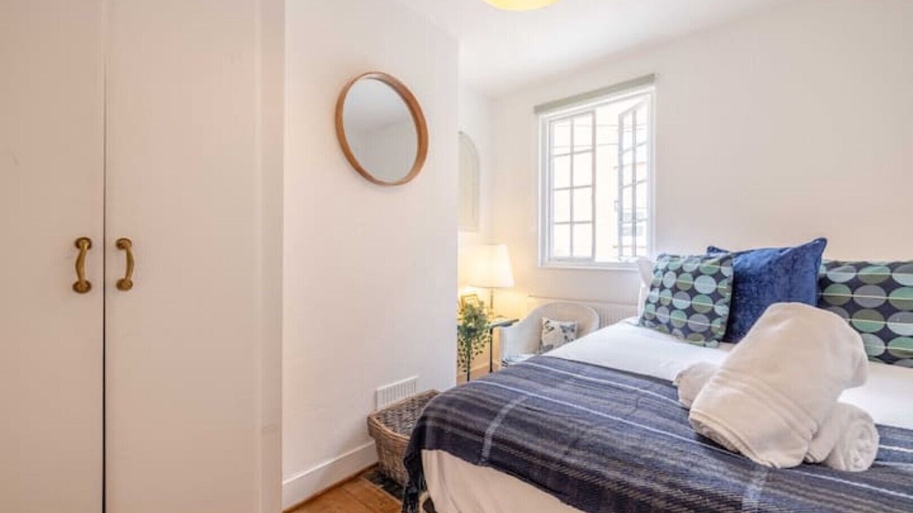 Photo of Bedroom in Windsor City Centre