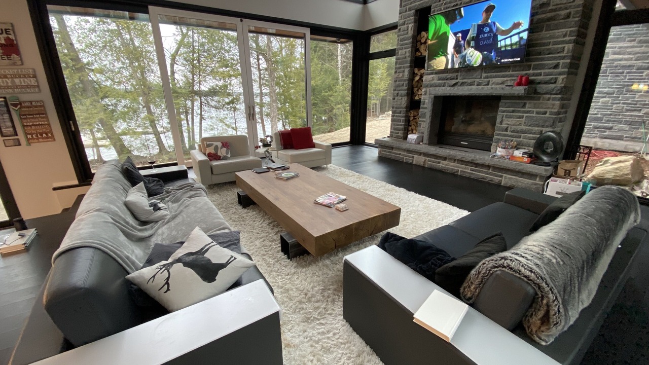Photo of Livingroom in Dysart et al