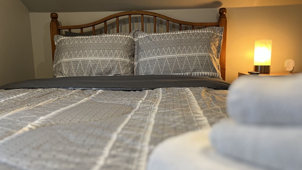 Photo of Bedroom in Elmhurst