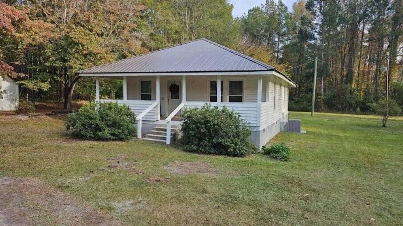 Photo of Outdoor in McIntyre