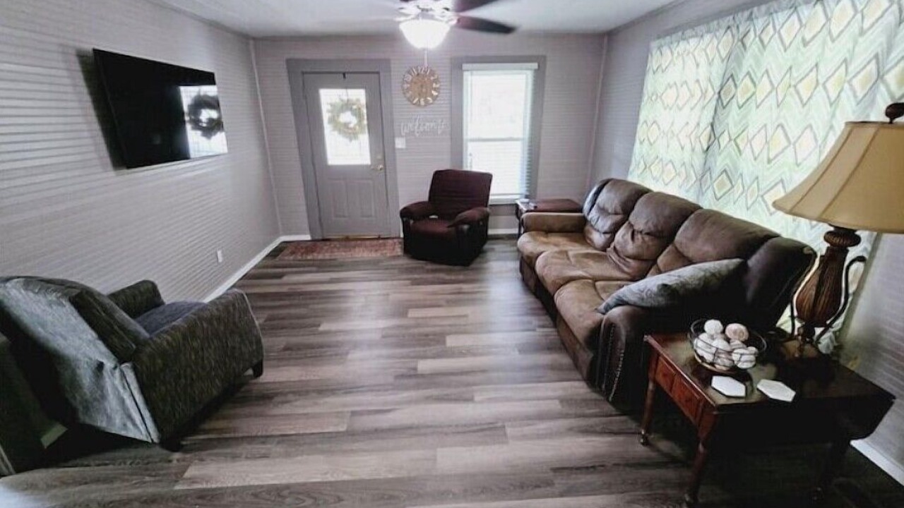 Photo of Livingroom in McIntyre