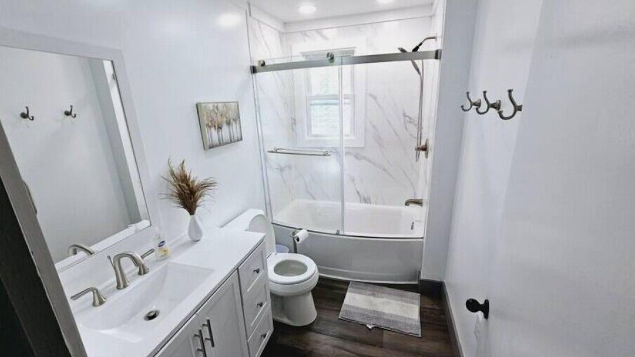 Photo of Bathroom in McIntyre