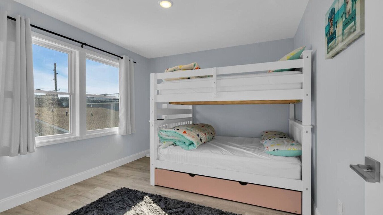 Photo of Bedroom in Seaside Heights