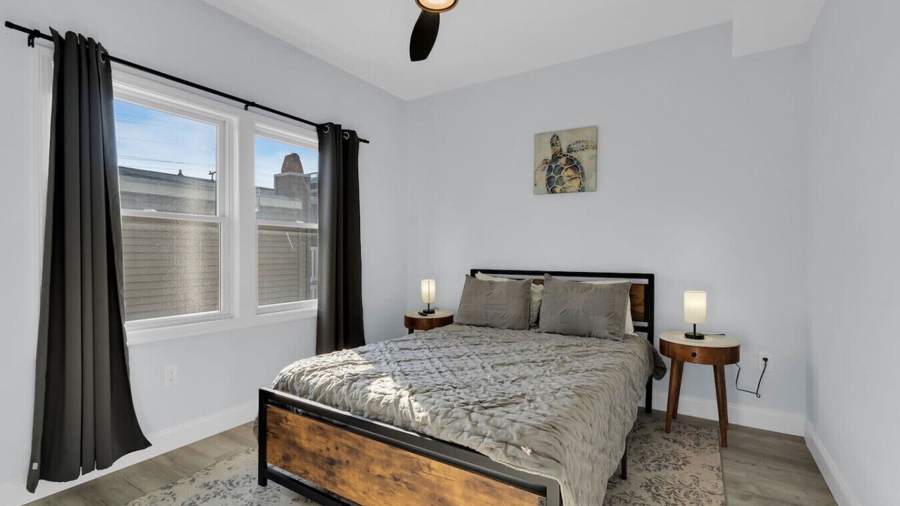 Photo of Bedroom in Seaside Heights