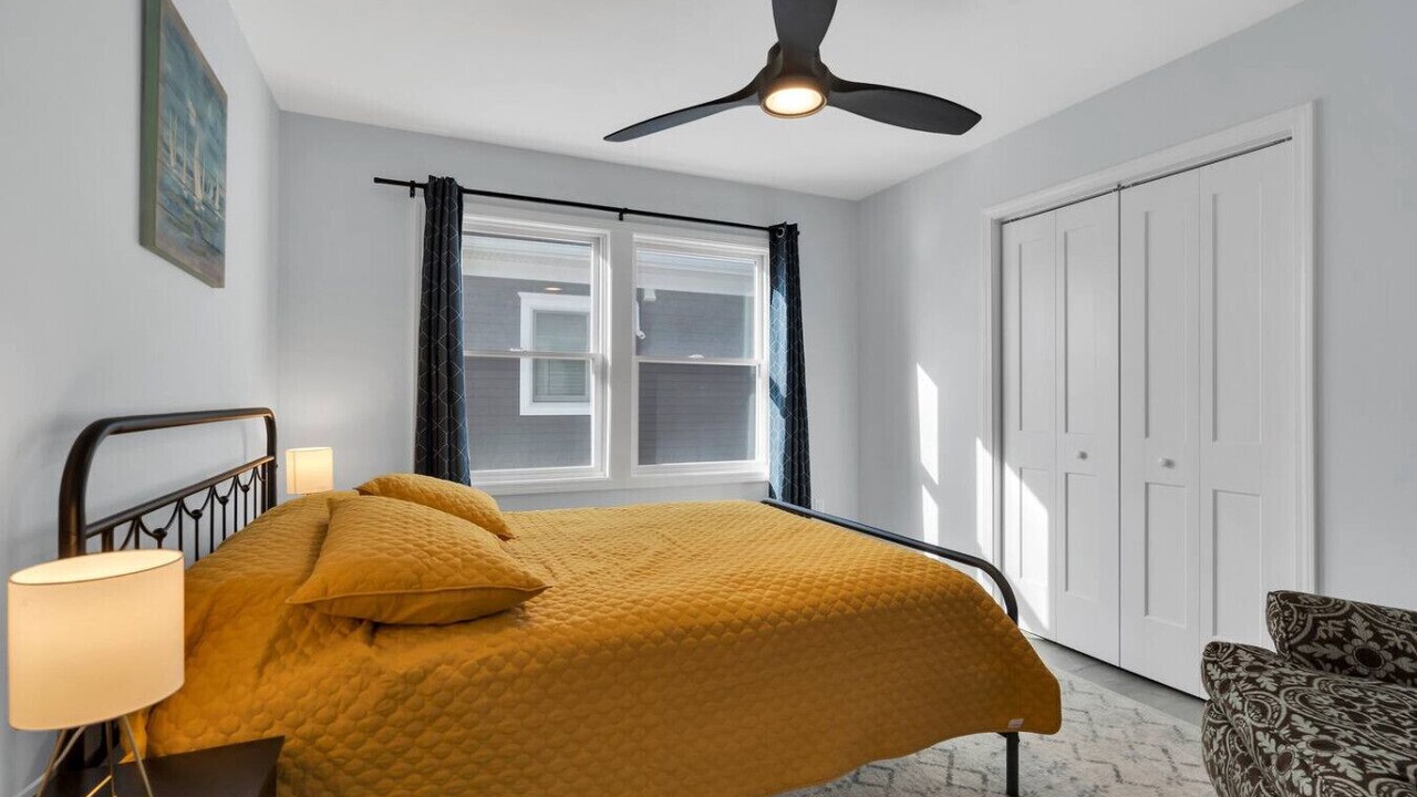 Photo of Bedroom in Seaside Heights