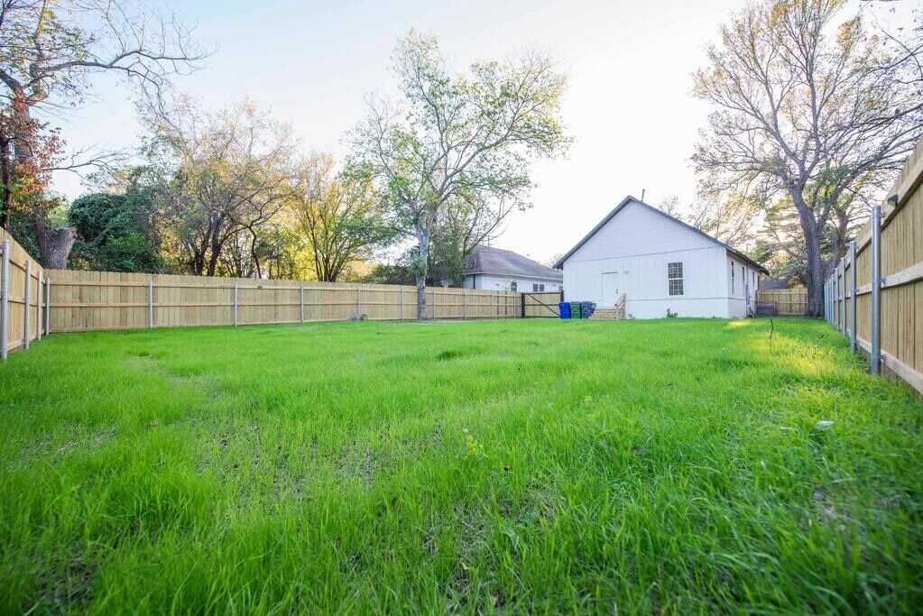 Photo of Outdoor in Waco