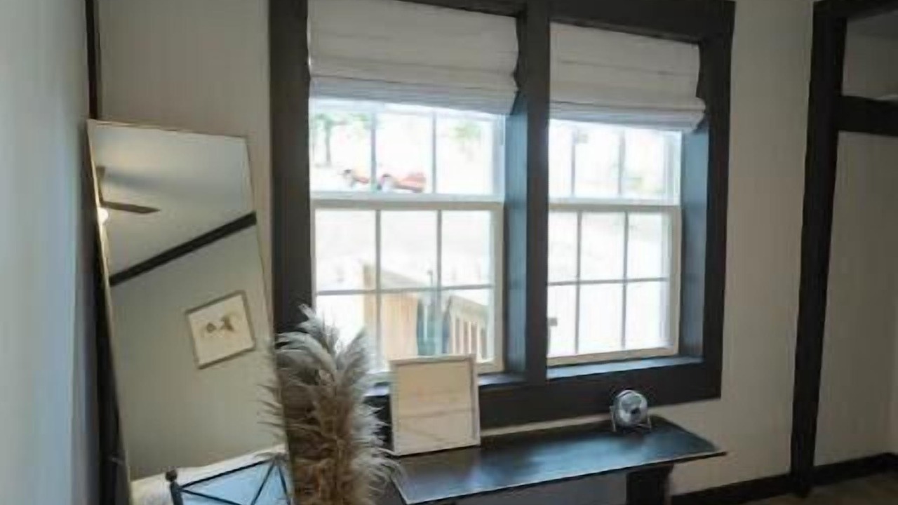 Photo of Others in Jamestown