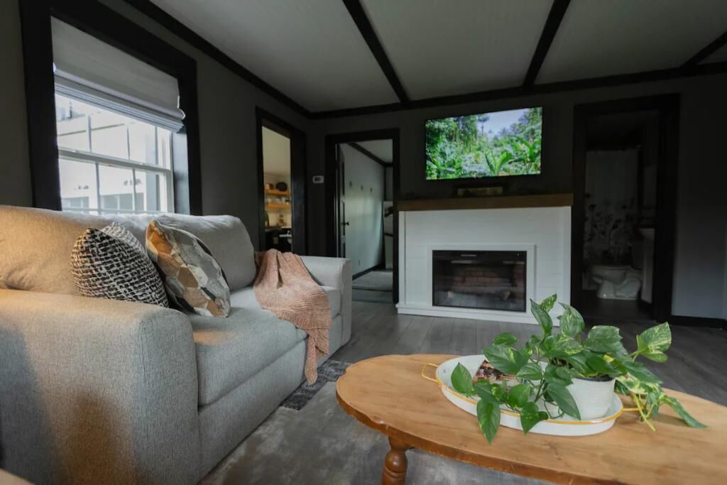 Photo of Livingroom in Jamestown