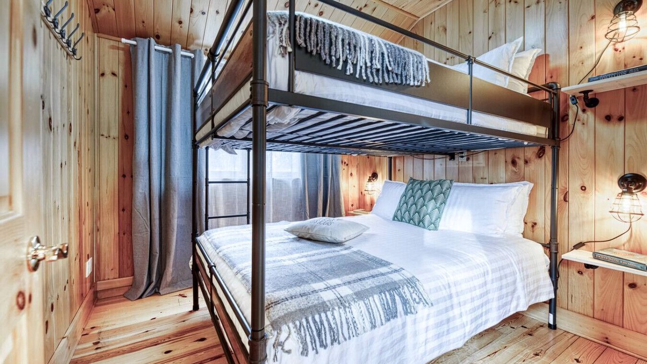 Photo of Bedroom in Fiddler Lake Resort