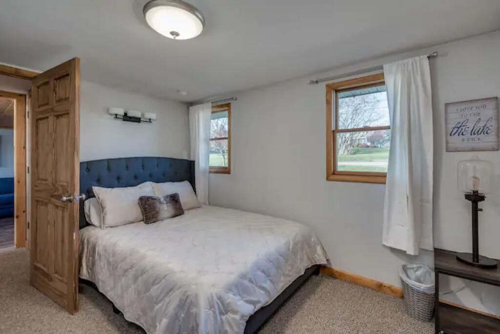Photo of Bedroom in Pillar Point