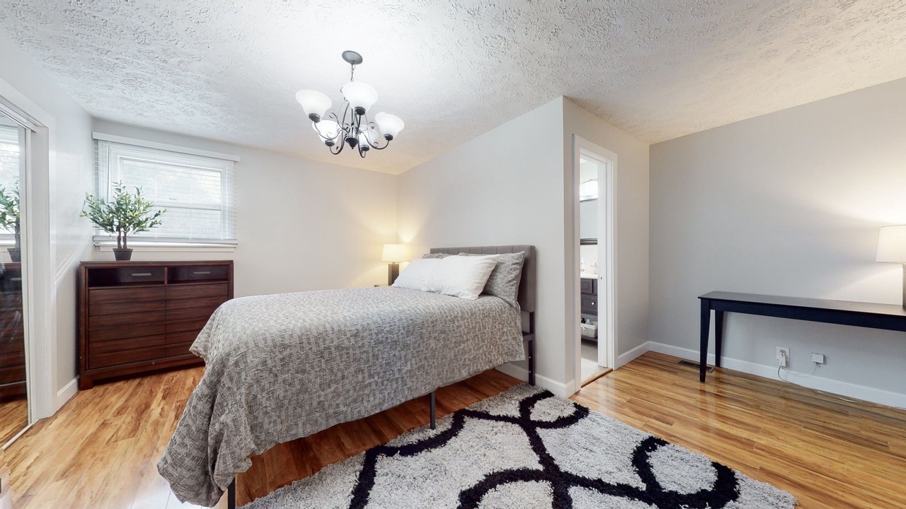 Photo of Bedroom in Merry Oaks