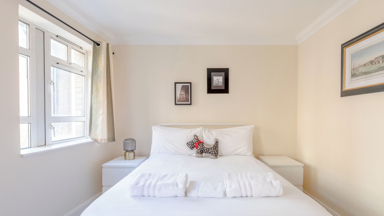 Photo of Bedroom in Vincent Square