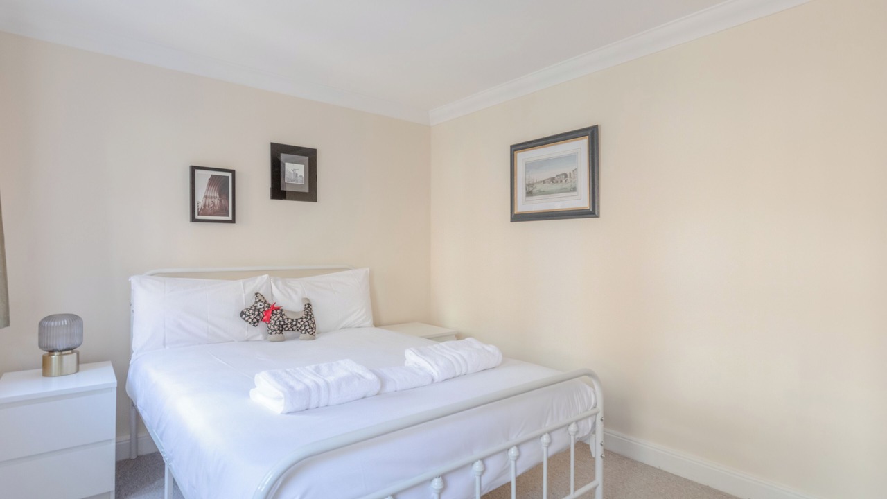 Photo of Bedroom in Vincent Square