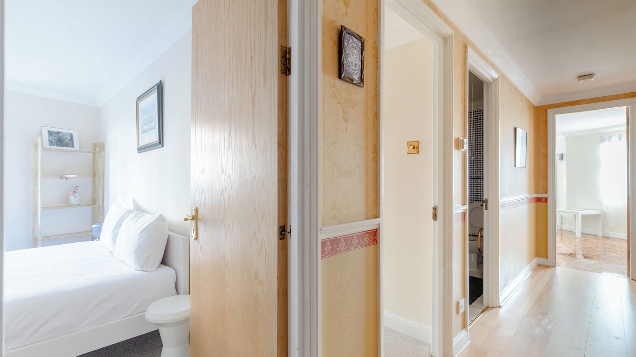 Photo of Bedroom in Vincent Square