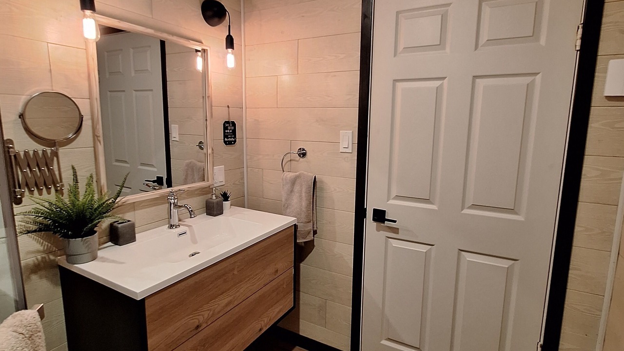Photo of Bathroom in Saint-Remi-de-Tingwick