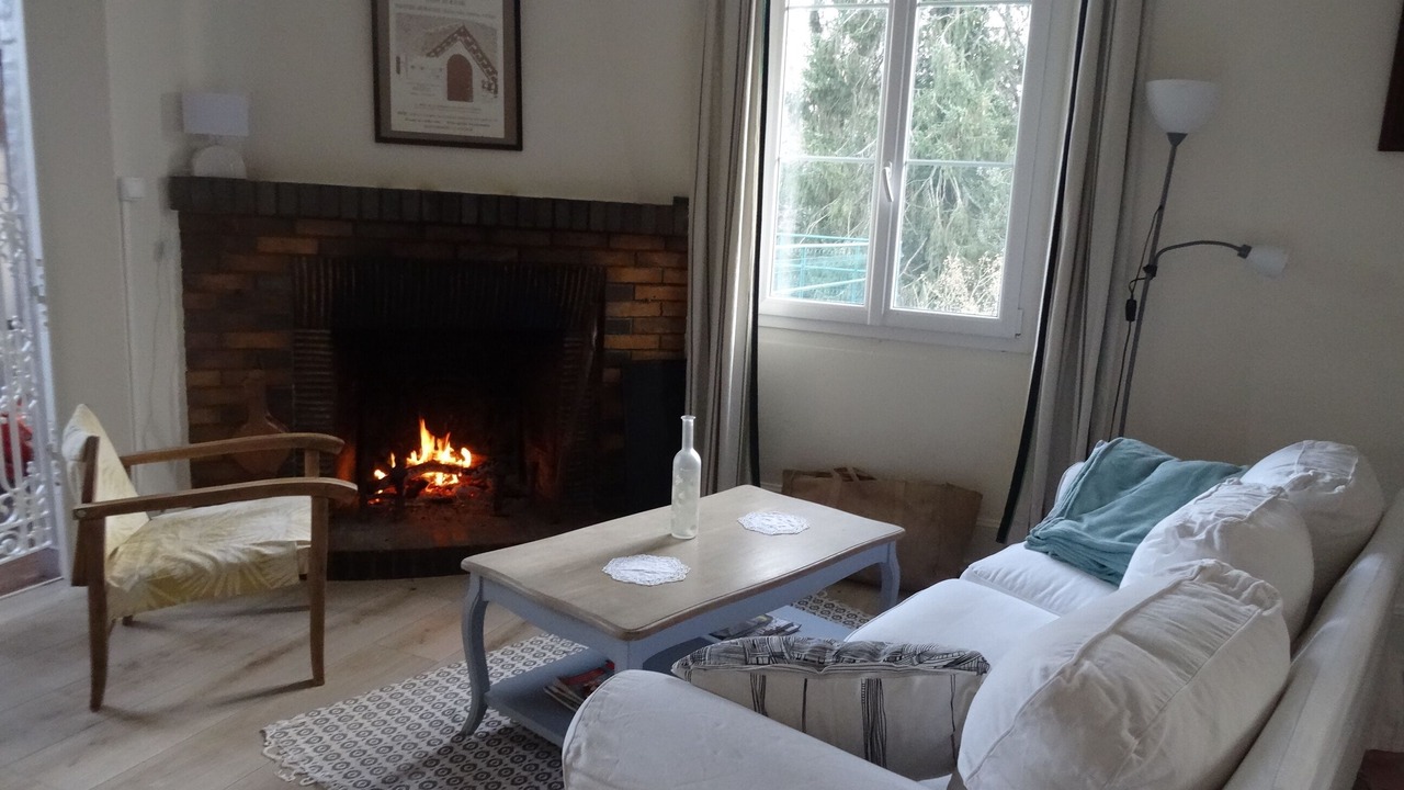 Photo of Livingroom in Treuzy-Levelay