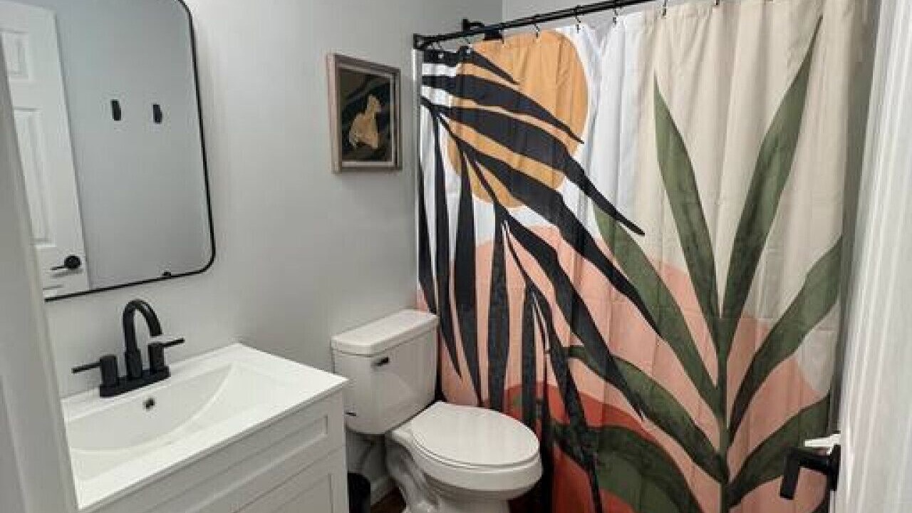 Photo of Bathroom in Davenport