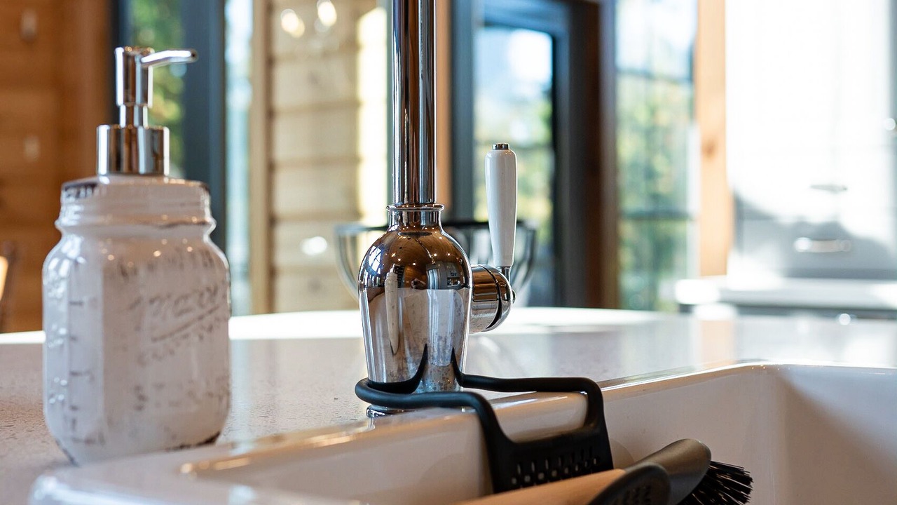 Photo of Bathroom in Colpoys Bay