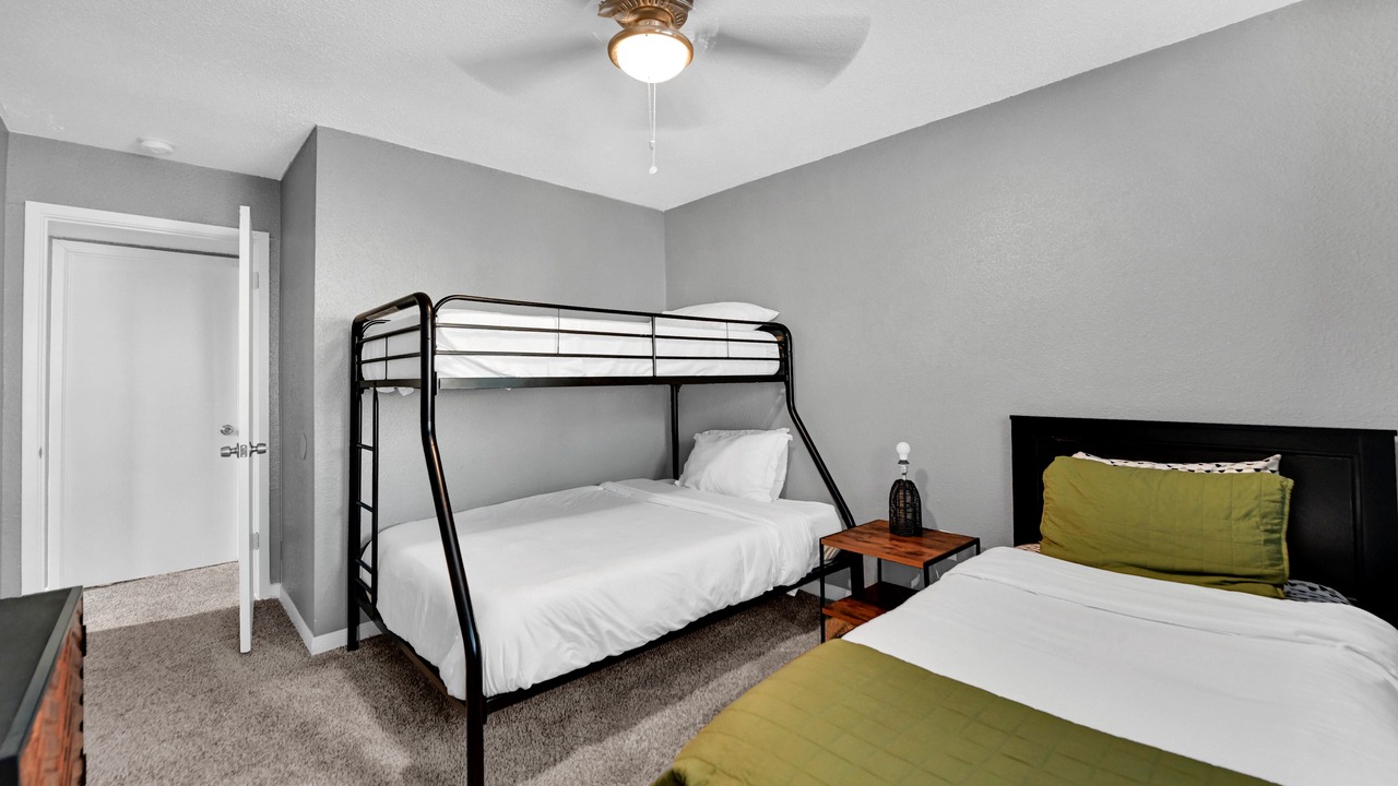 Photo of Bedroom in Greater Greenspoint