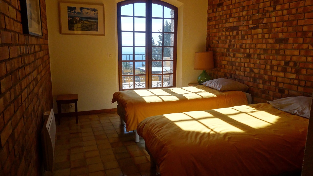 Photo of Bedroom in Tourtour