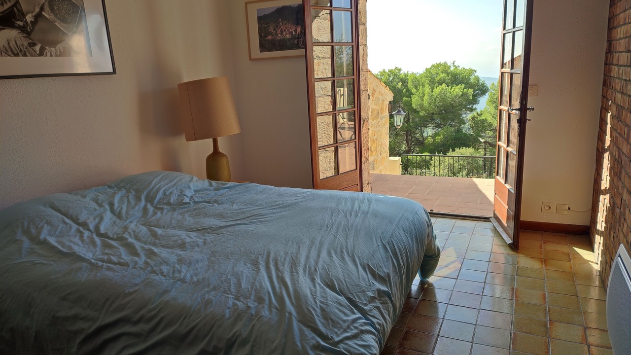 Photo of Bedroom in Tourtour