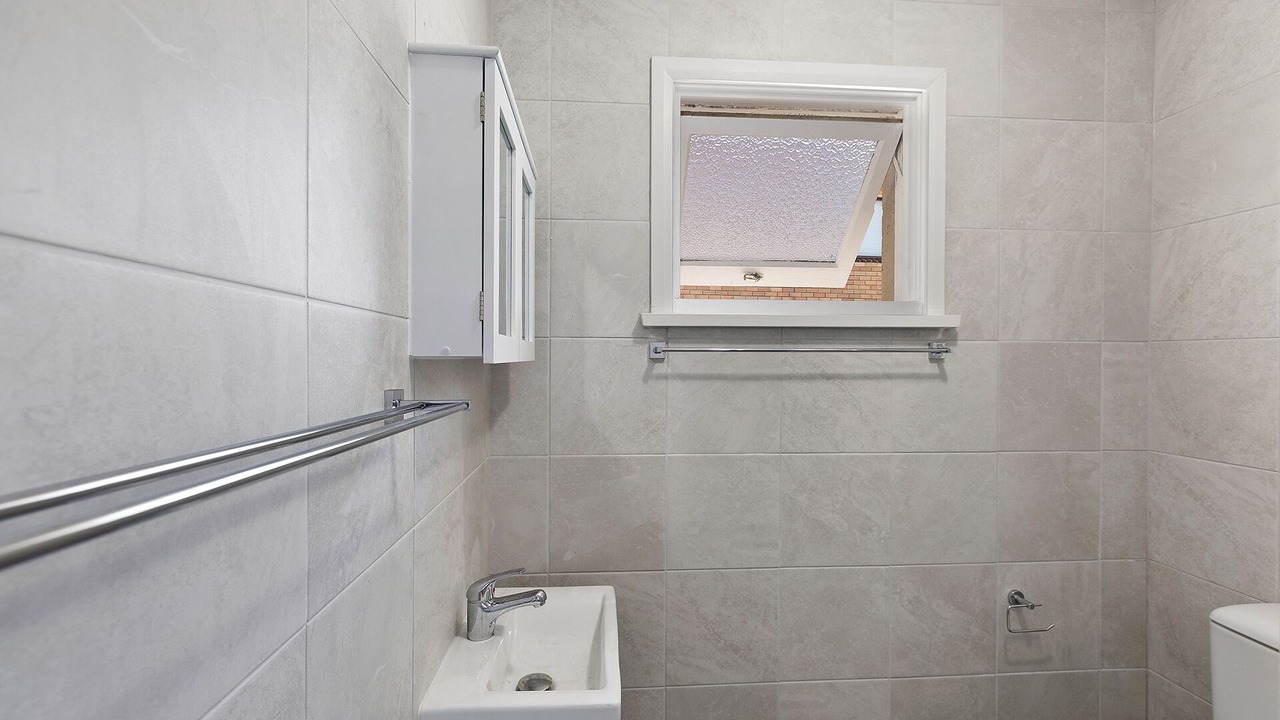 Photo of Bathroom in The Entrance