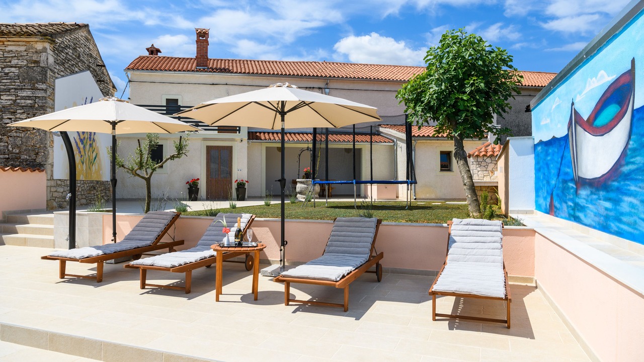 Photo of Patio Balcony in Divsici