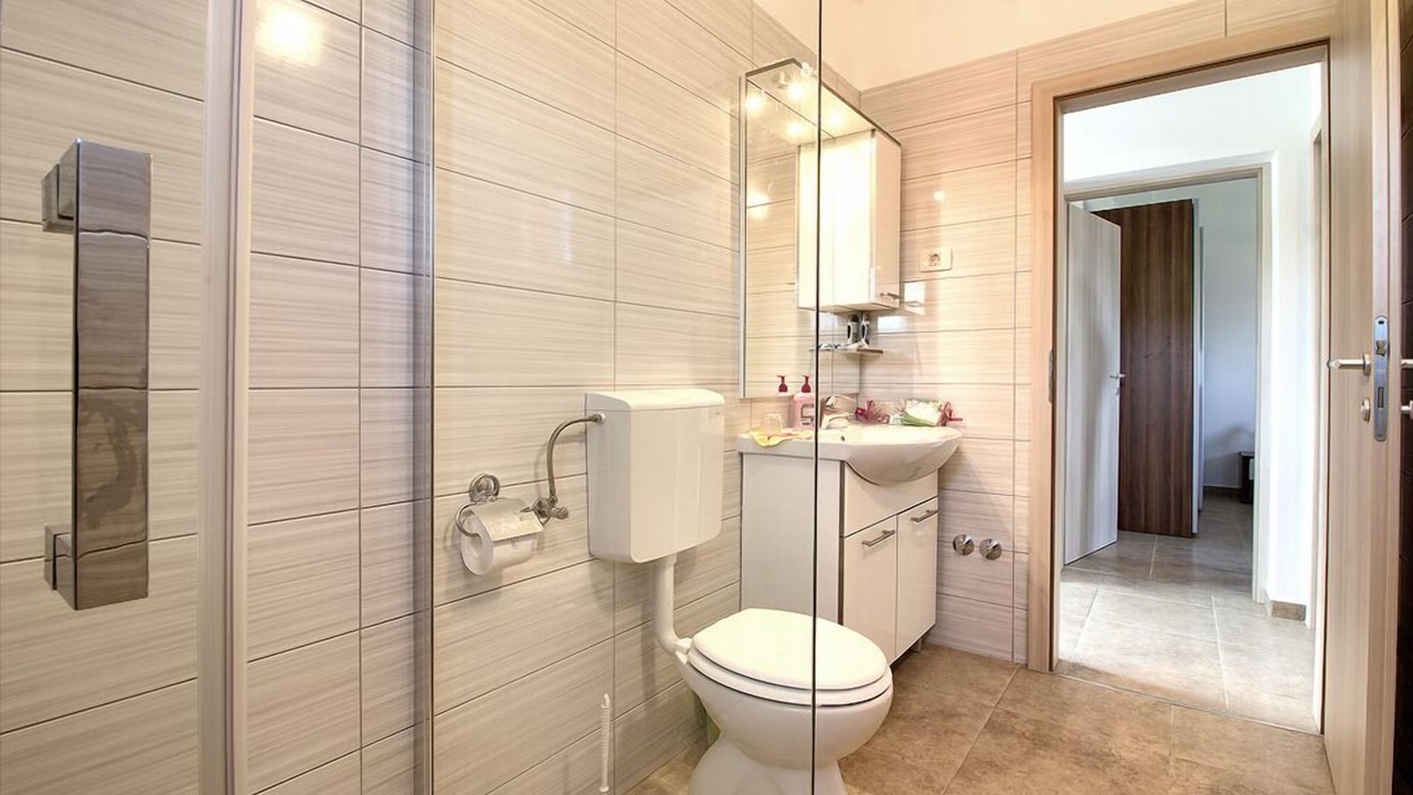 Photo of Bathroom in Paradiz