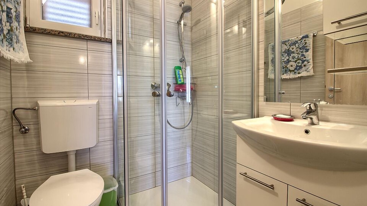 Photo of Bathroom in Paradiz