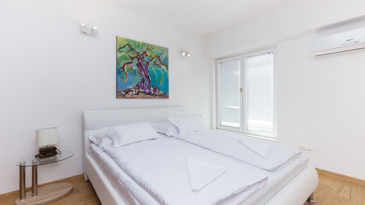 Photo of Bedroom in Punat