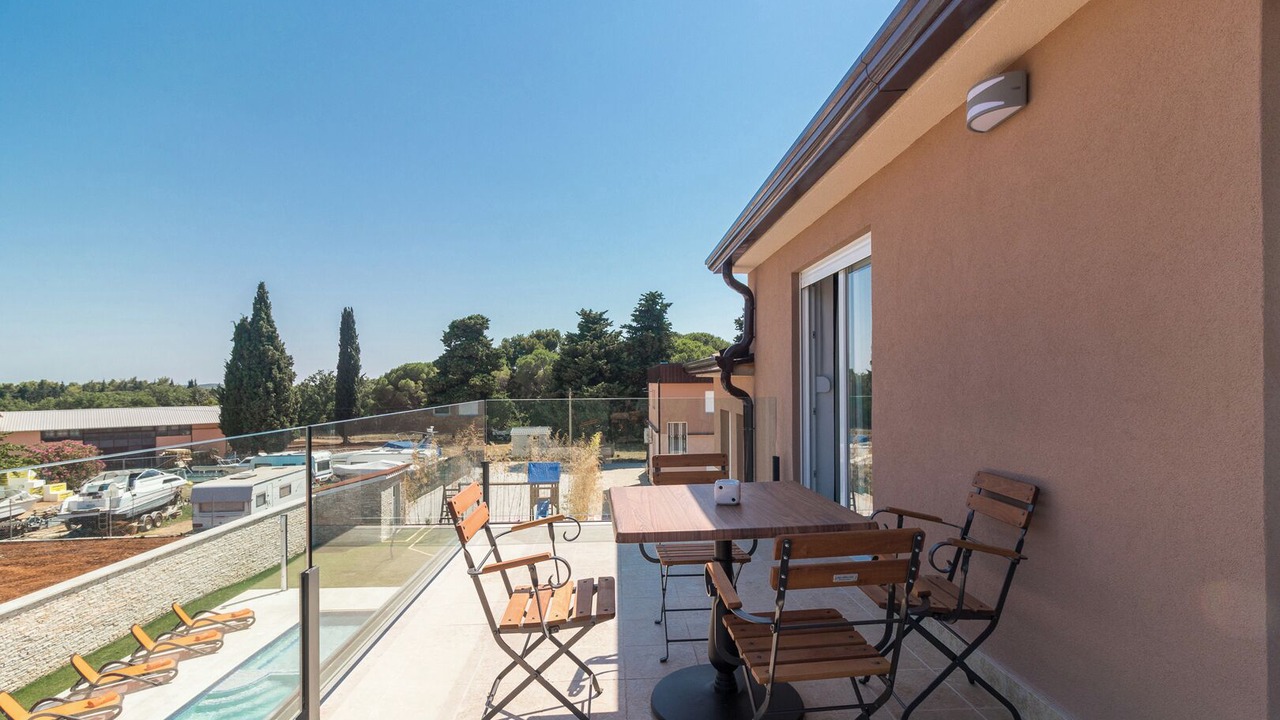 Photo of Outdoor in Valtura