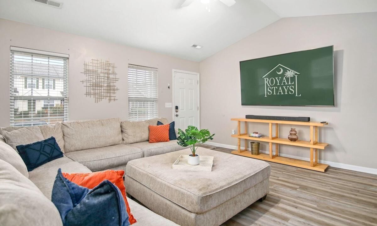Photo of Livingroom in Charleston